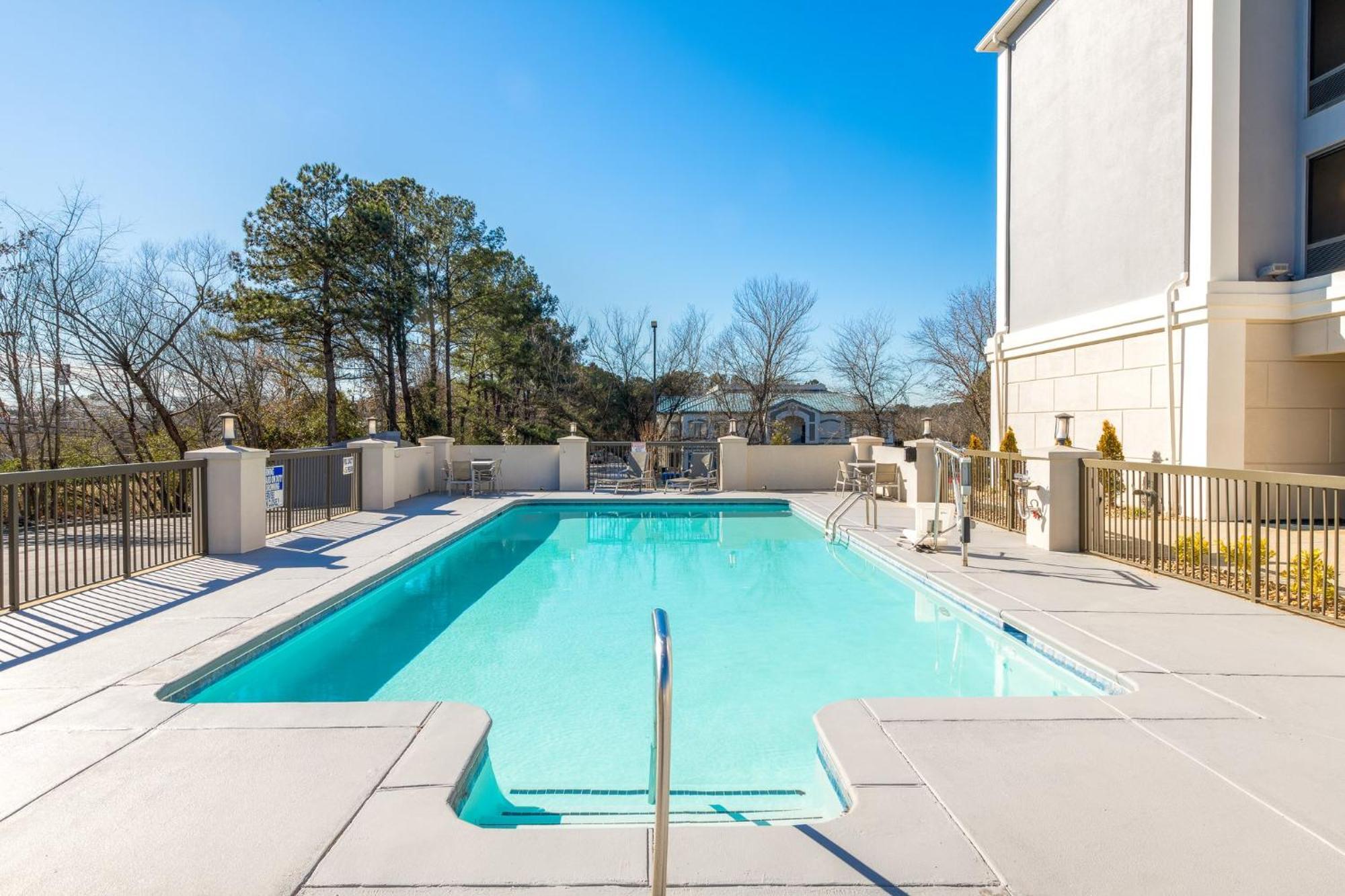 Holiday Inn Express Atlanta West - Theme Park Area By Ihg Lithia Springs Exteriér fotografie